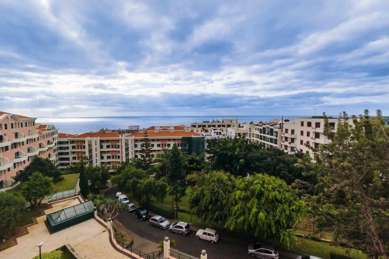 Apartamento A Duplex Appartment Funchal